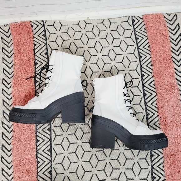 CONVERSE CHUCK TAYLOR ALL STAR GR82 PLATFORM WOMEN'S BOOTS in WHITE, sz 6 - Picture 11 of 16